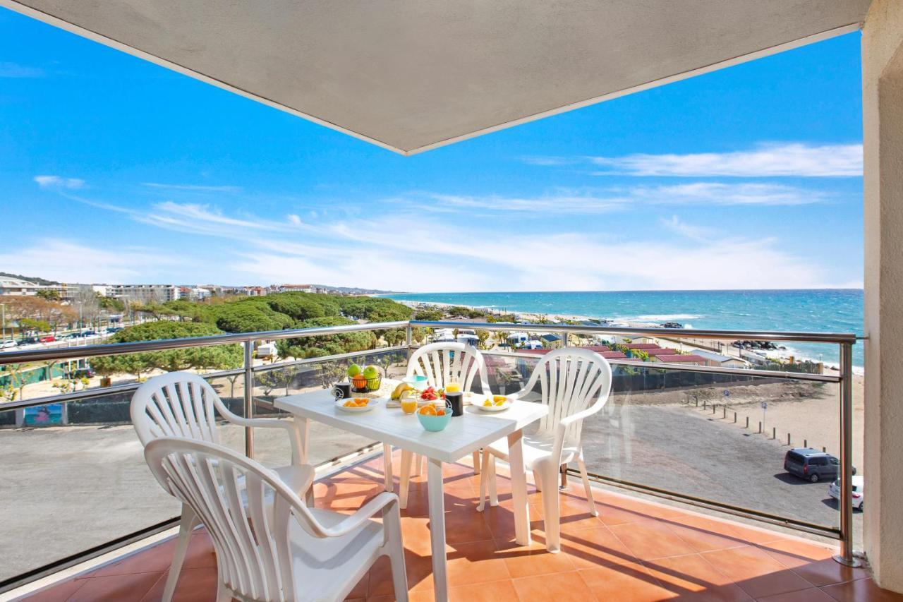 Santa Susanna Sunrise Apartment Экстерьер фото
